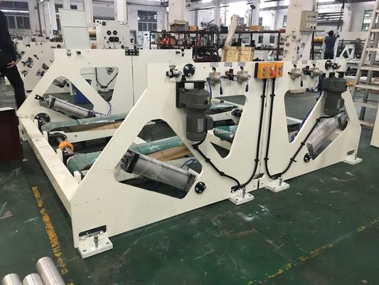 Plc-Steuerung 380V, die Toiletten-Rollenproduktionsmaschine aufschlitzt