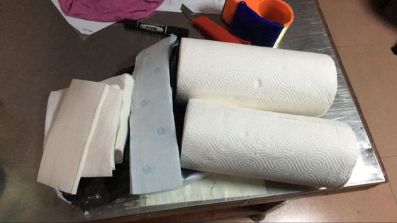 CER, welches 500mm die Größe aufbereitete Toiletten-Rolle herstellt Maschine rückspult