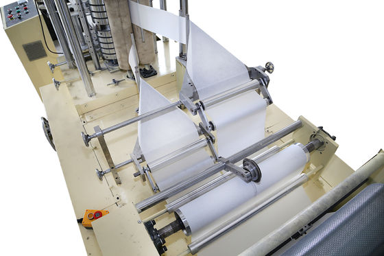 Vier Linien 4000 Blätter/Min Napkin Embossing Machine