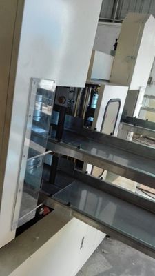 2400 Blätter/Min Napkin Folding Machine